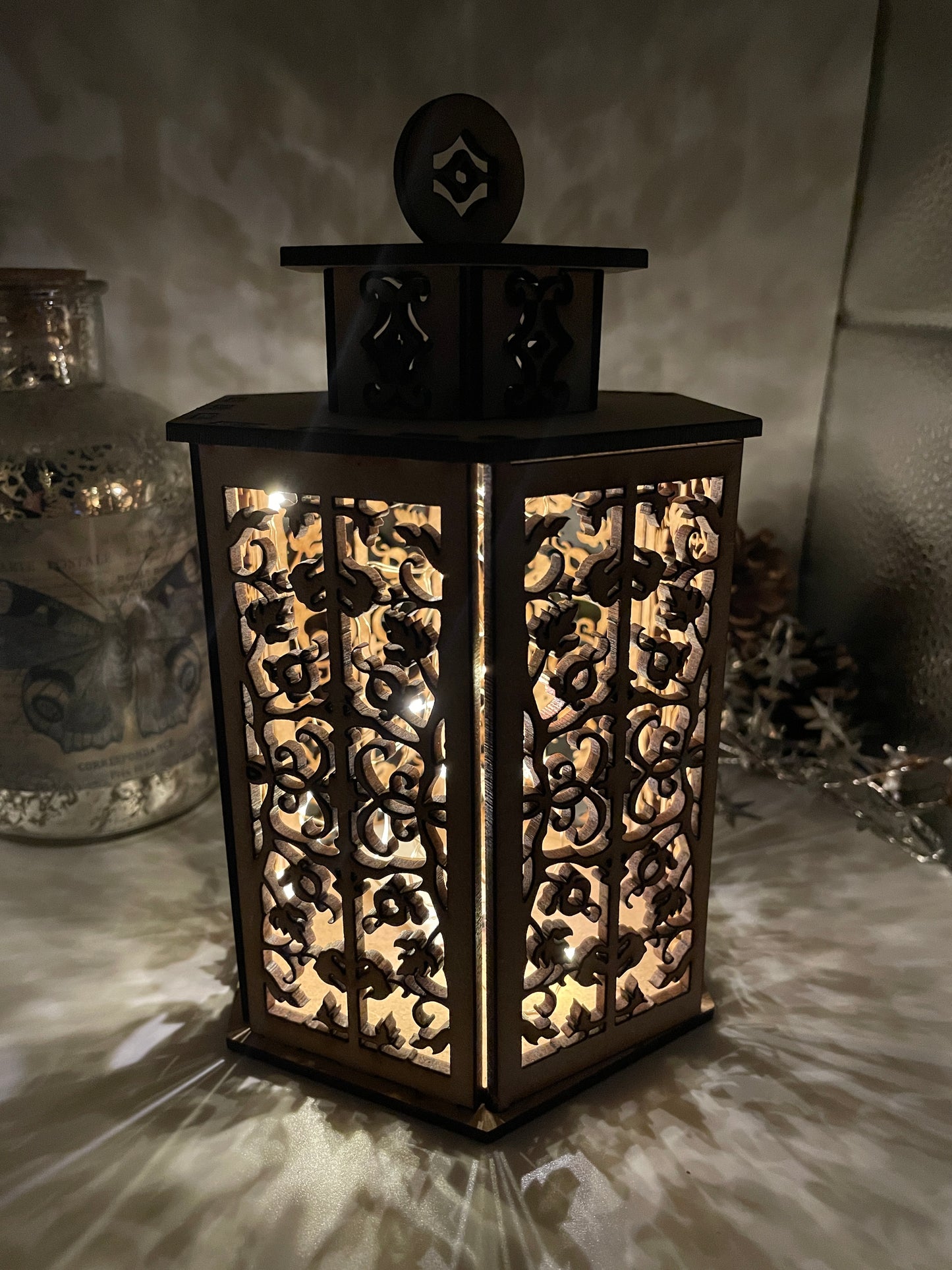 Ivy Pattern Lantern MDF Craft Kit - Large