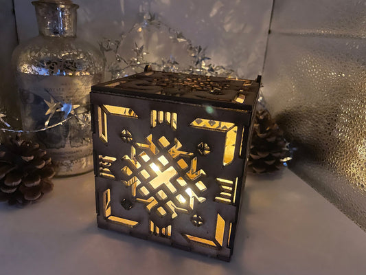 Night Light with Ornate Decorative Pattern