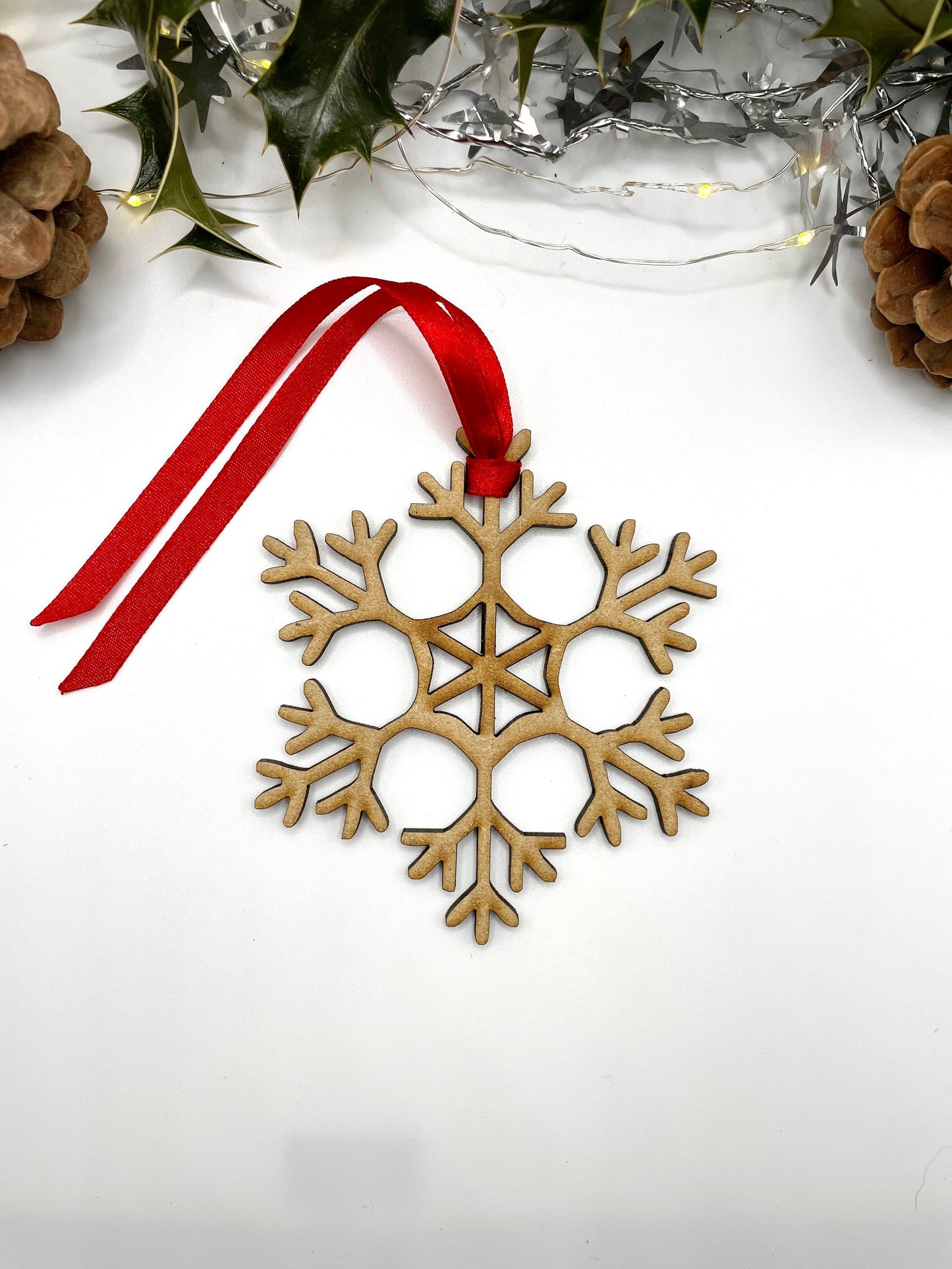 Pack of 5/10/15 x MDF Snowflake Ornaments (A) Christmas Hanging Wood Tree Decorations, Laser Cut Snowflakes, Hanging Tree Ornament, Decorative