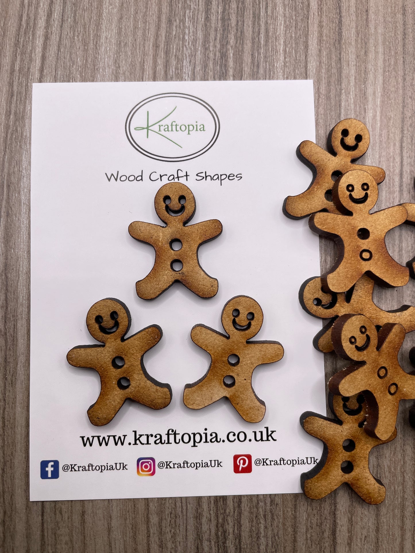 Cute Gingerbread Men  MDF Pendant Craft Blanks