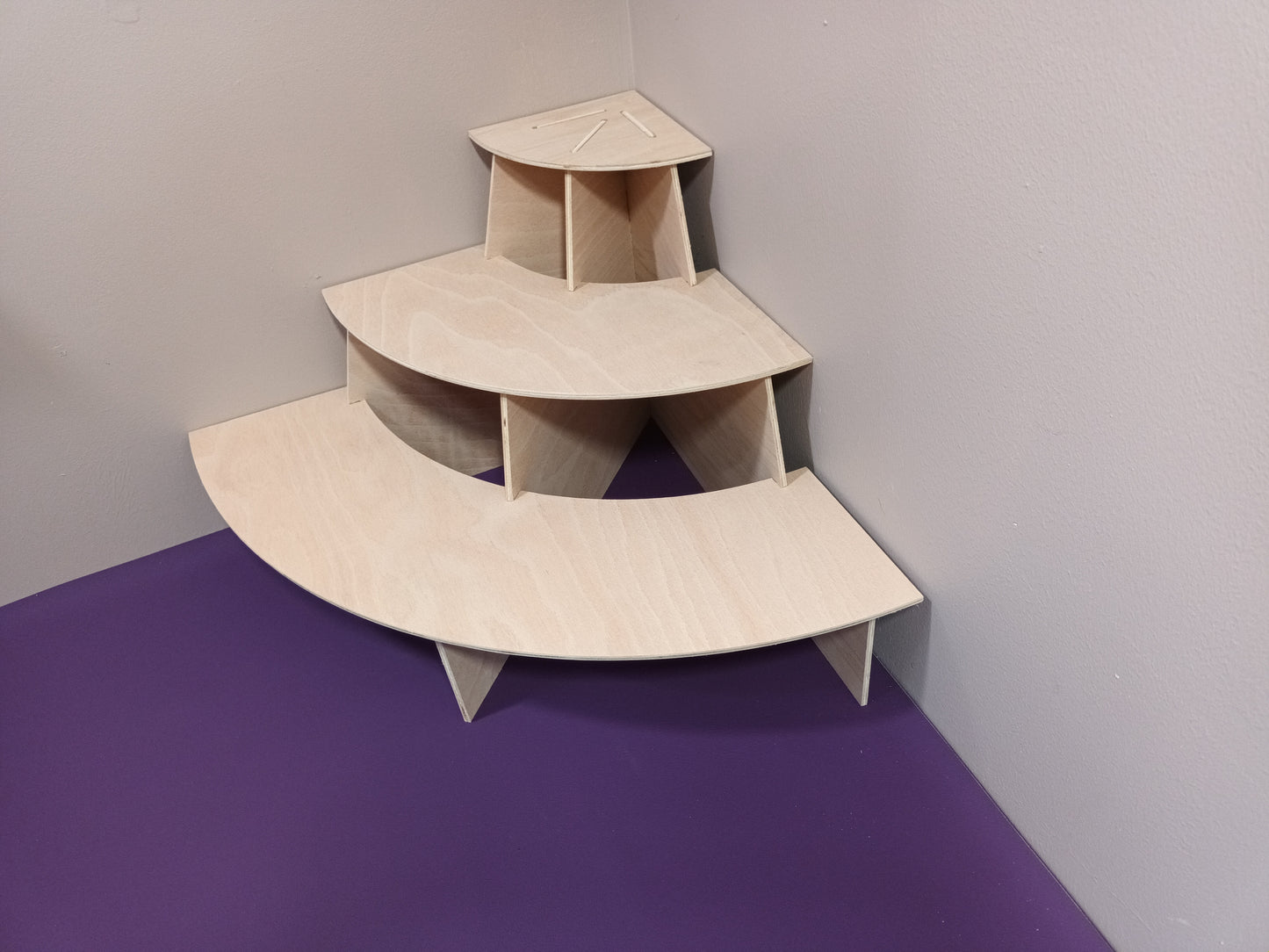 Circular Corner Display Stands