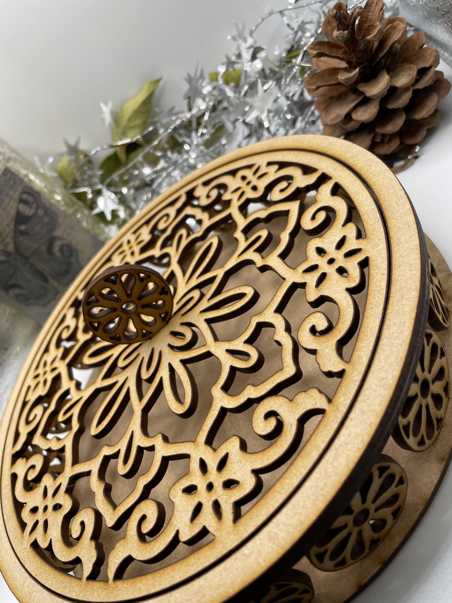 Round Ornate Trinket Storage Box MDF Craft Kit