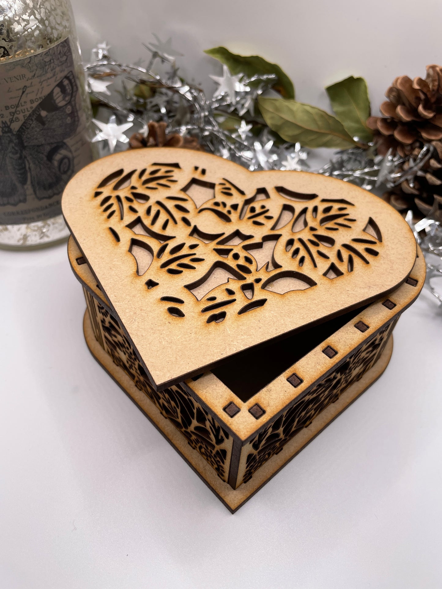 Heart Shaped Leaves Trinket Storage Box MDF Kit